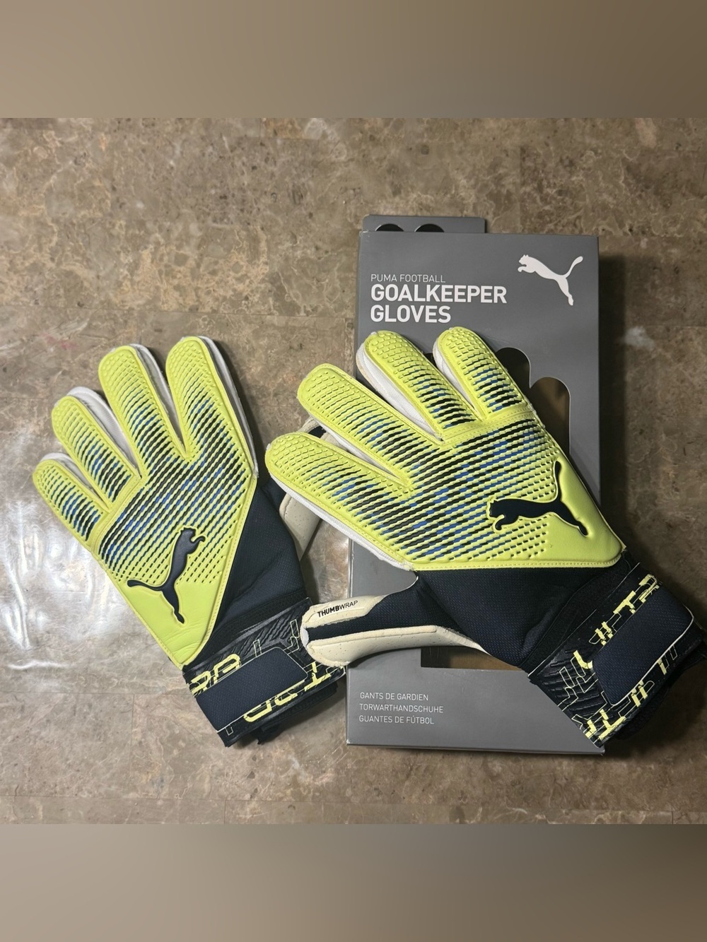 New PUMA Ultra Protect 2 RC Soccer Goalkeeper Gloves size 10
